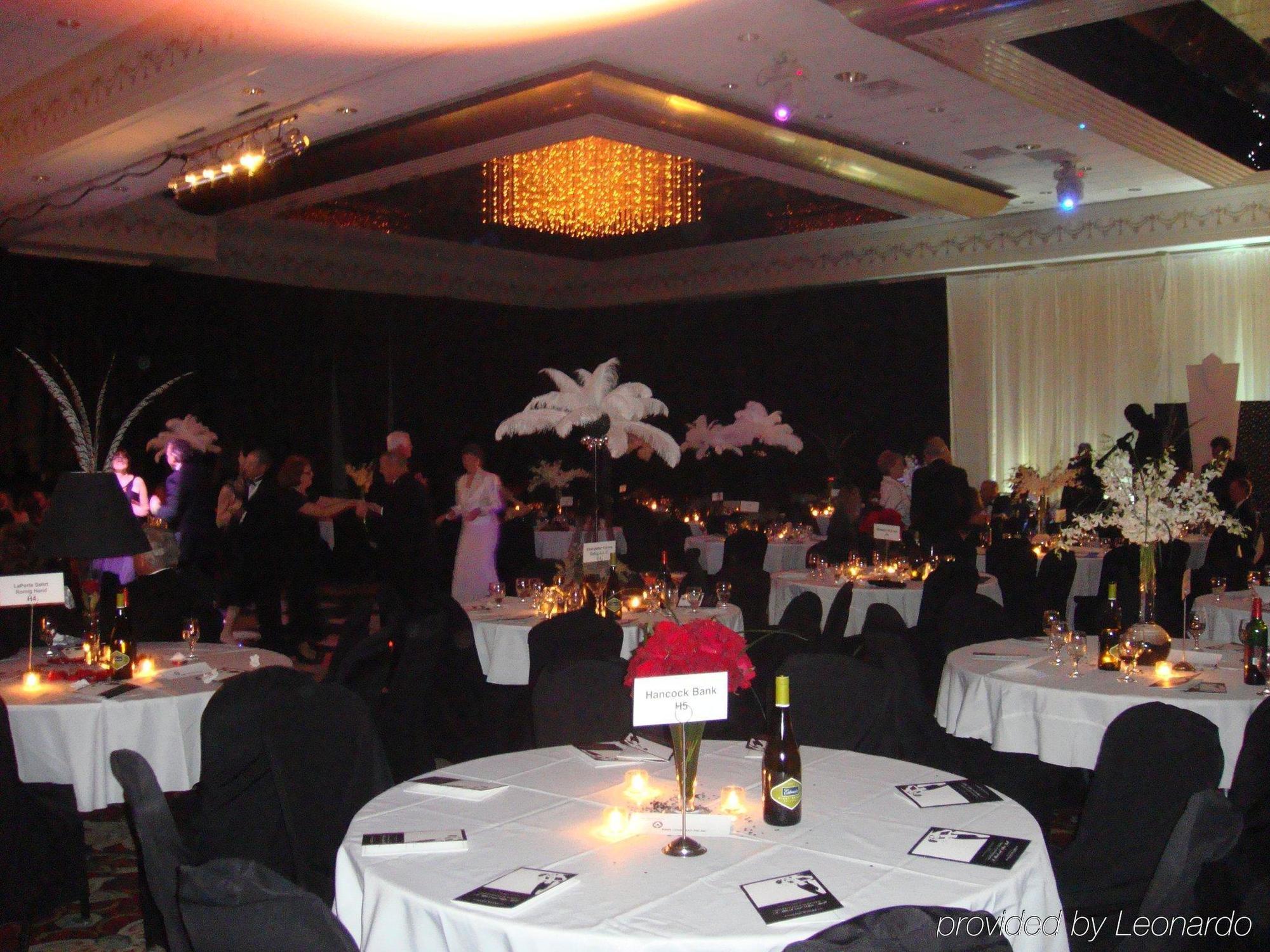 Crowne Plaza Executive Center Baton Rouge, An Ihg Hotel Ресторан фото